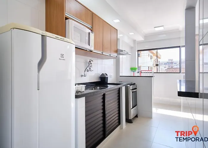 Apartamento com ar condicionado à 100 metros da praia - Edifício Ibiza